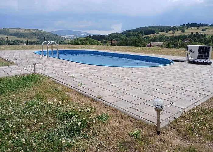 別荘 Luxury Gallery Korytarky *